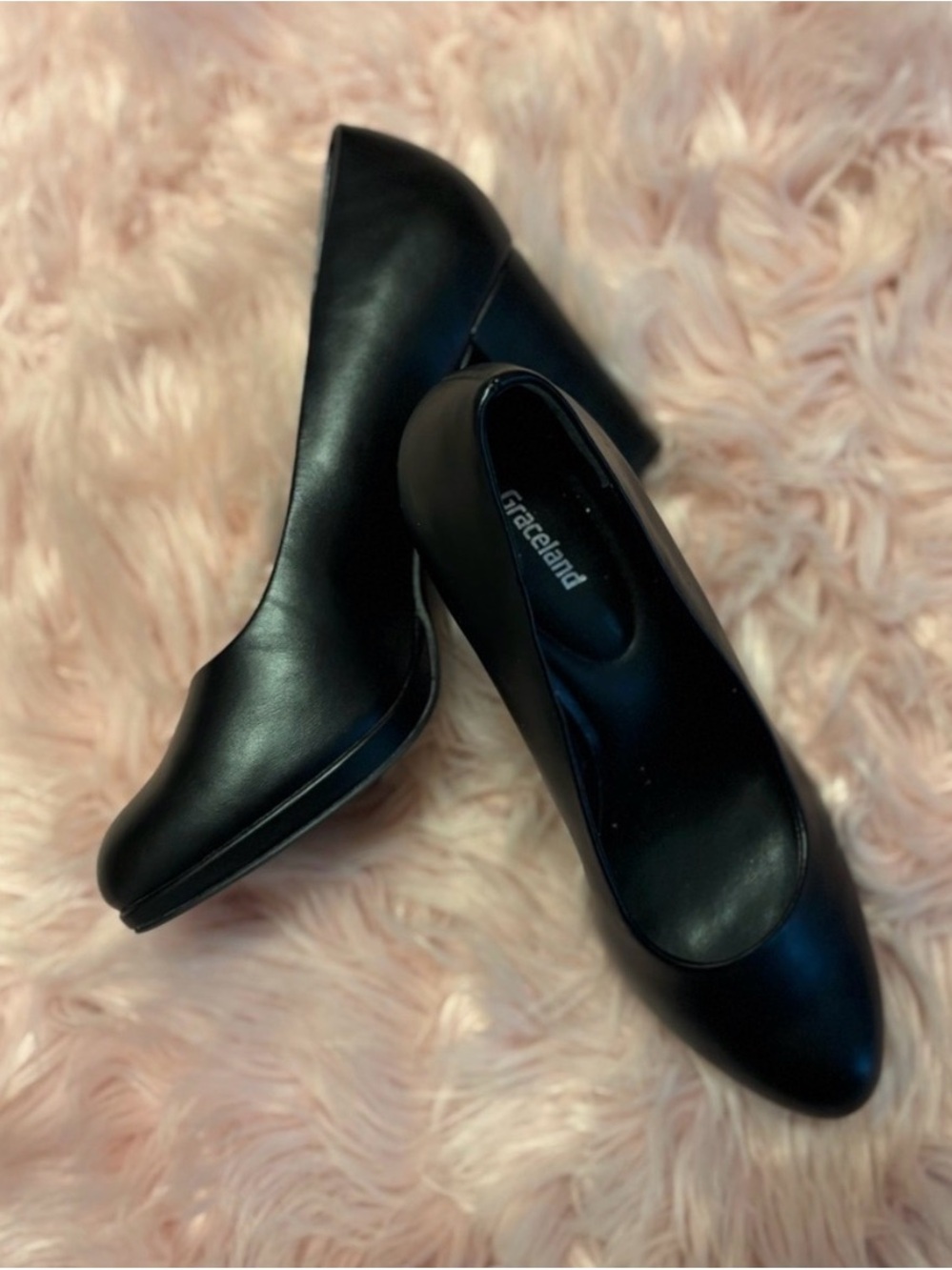 Graceland Black Smooth Block Heel Pumps